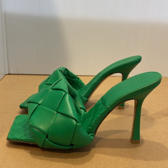 Bottega Veneta Lido Mules - Picture 8 of 10